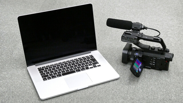 4KビデオカメラMacBook Pro